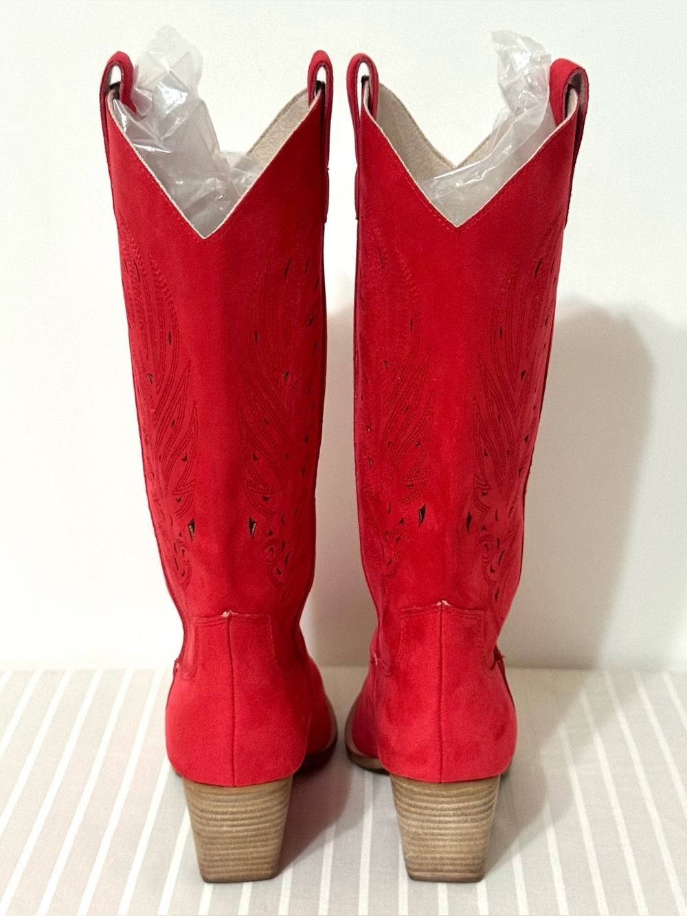 VICI Arnell Western Cowgirl Boots Suede Laser Cut Red Women’s Size 8.5 - Picture 6 of 16